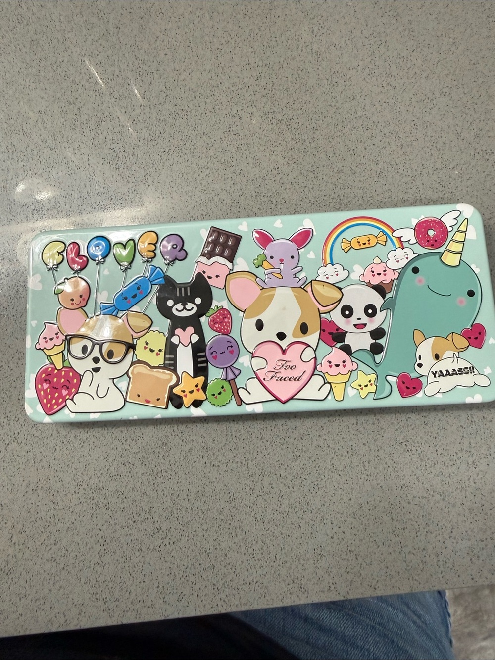 Too Faced Clover "A Girl's Best Friend" Eyeshadow Palette